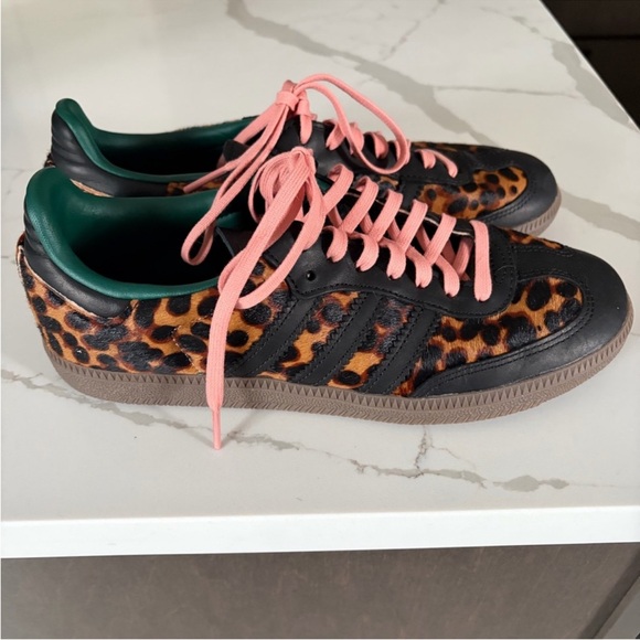 Adidas Sambas Leopard - Picture 2 of 5